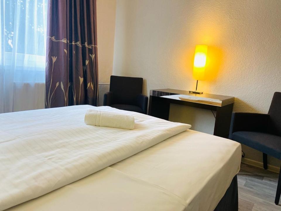 Hotel 22 Dessau-Rosslau Extérieur photo