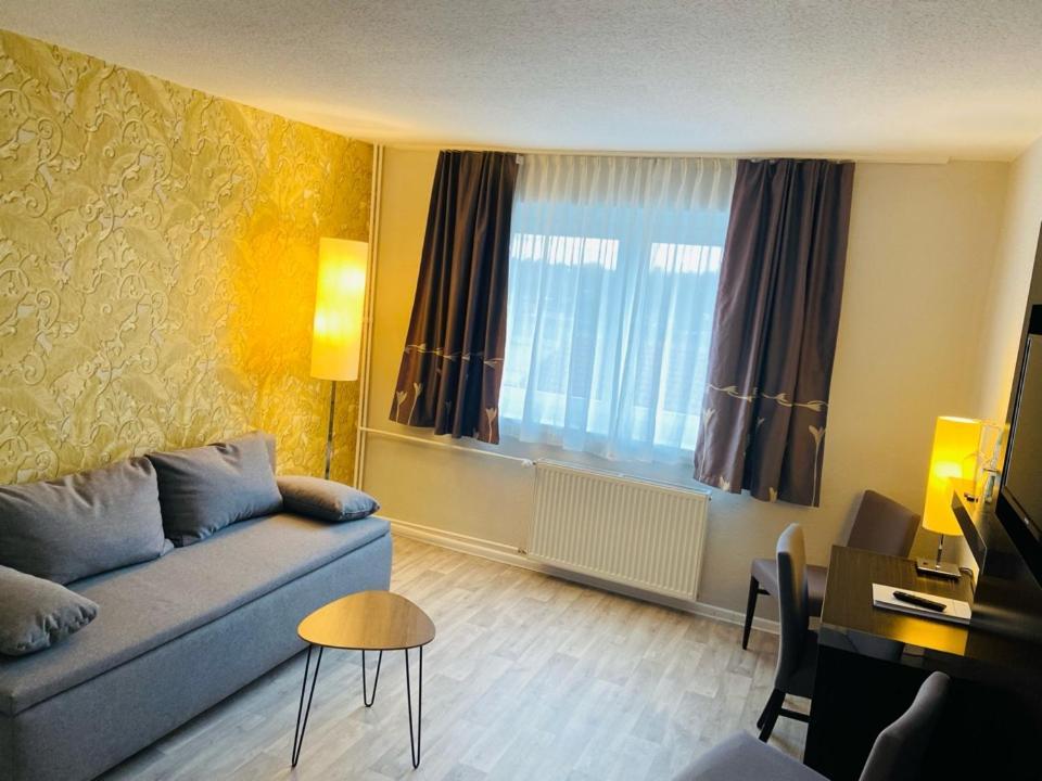 Hotel 22 Dessau-Rosslau Extérieur photo
