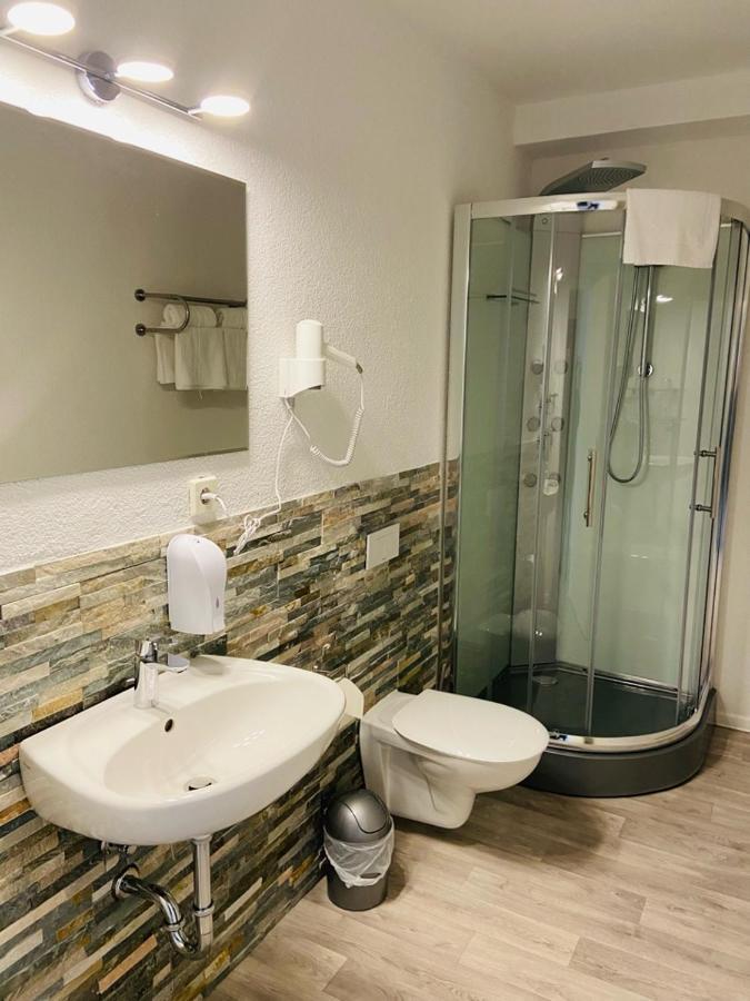 Hotel 22 Dessau-Rosslau Extérieur photo